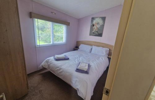 Lodge Sleeps 4 - Pet Friendly with Private Parking - Foto 1