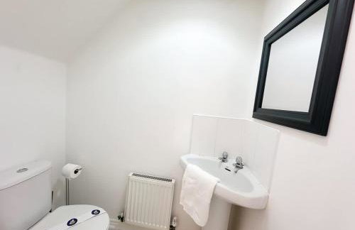 Fullerton House by Blue Skies Stays - Foto 13