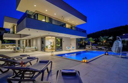 Villas Lucy - 1 Lemon with outdoor pool , 2 Cherry with indoor pool and 3 Plum with outdoor pool - Foto 1