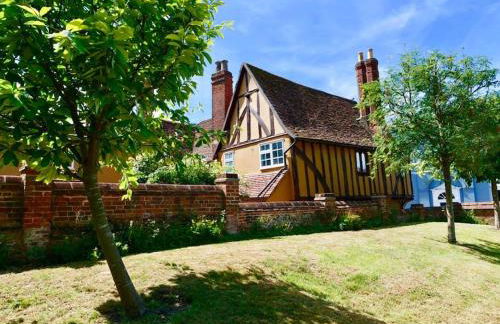 Huge Deluxe 600 Year Old Essex Manor, Hot Tub, Cinema Room, Sky Tv - Foto 22