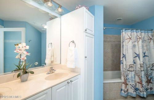 Waterfront Resort , World Class Marina & Slip - Foto 8