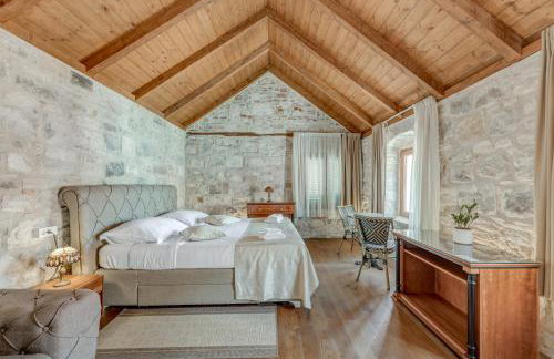 Emperor Suite - Beyond Timeless - Photo 10