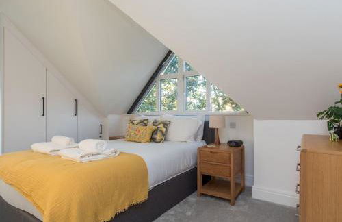 Radiant Penthouse on the Banks of the Thames - Pass the Keys - Photo 20