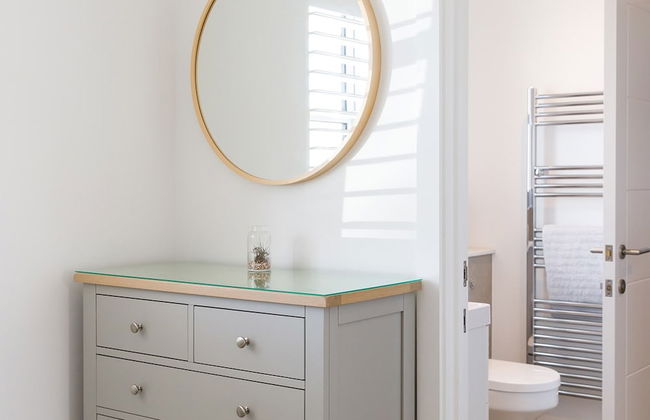 Delightful Seaside Hideaway 5 Mins to Beach - Photo 15