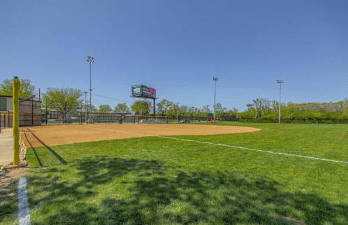 Comfy One Bed Apartment in Forest Park - Foto 25