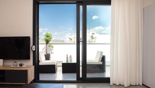 Karma Quality Living City Center with PRIVATE PARKING - Foto 2