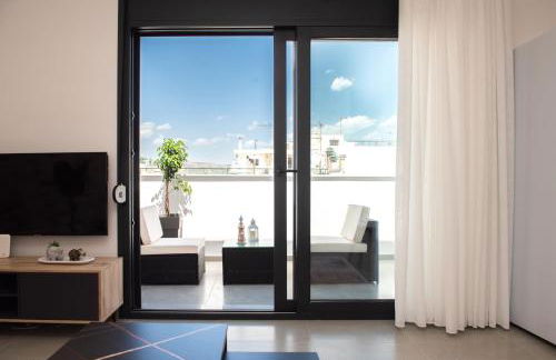 Karma Quality Living City Center with PRIVATE PARKING - Foto 2