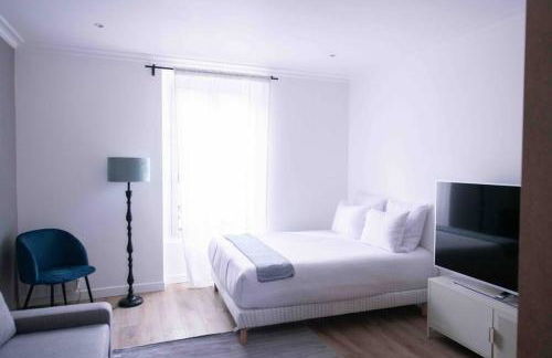 Le Joli Appartement - Parking Gratuit, Wifi, RER C Choisy-le-Roi - Foto 12