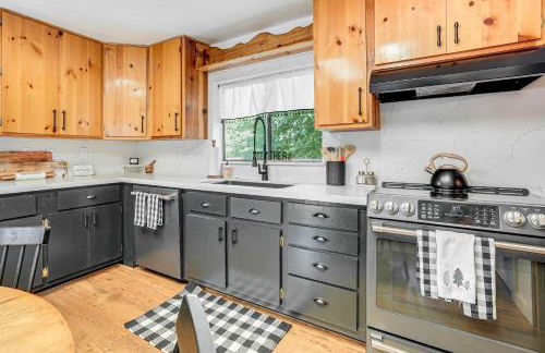 Hike, Ski and Fish Charming Cabin in Twain Harte! - Photo 7