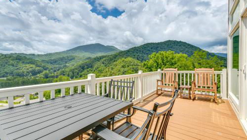Hike and Ski Mtn-View Retreat in Maggie Valley! - Foto 3