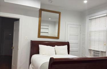 Large DUPLEX Apt 2Bdrm 1Den-Metro - Foto 33