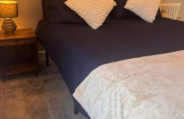Central Near Hospital 2 Bedroom - Sleeps 4 - Self Check In - Fully Furnished - Foto 18