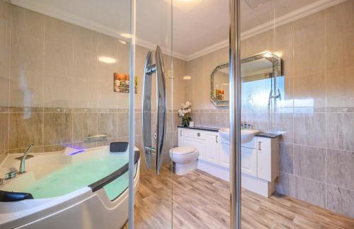 -CH- Stylish & Relaxed Stay,Free Parking,Free WiFi - Foto 36