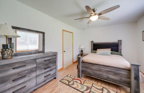 Spacious House on Half Acre Less Than 3 Mi to Beach! - Foto 13