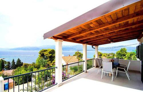 Seaview Residence - Photo 8