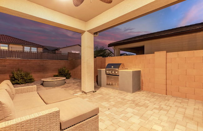 Charming Home in the Desert - Photo 21