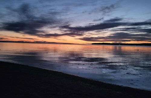 Apartment #2 with large kitchen across the street from the beach - Foto 20