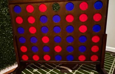 Luxury Villa with Hot Tub, Two Fire Pits, King Bed Suite, Game Room & Fenced Yard - Foto 55