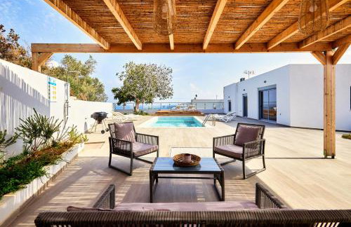 Villa Emilia Agia Pelagia with Heated Pool - Photo 2