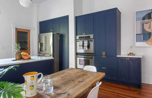 Grand Damn - Photo 50