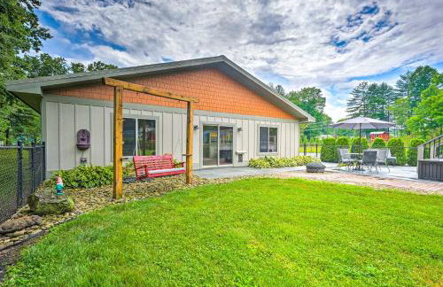 Pisgah Forest Farm Home: Outdoor Pool & Games - Foto 2