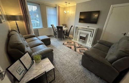 Modern 2BR Cottage Flat - Foto 1