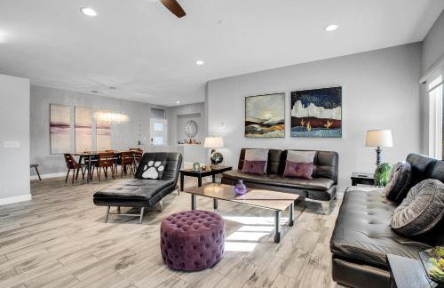 Near Downtown Palm Springs Home with Mountain Views - Foto 9