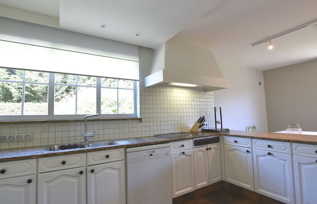 Luxury Villa in Sint-Idesbald with Hot Tub - Photo 28