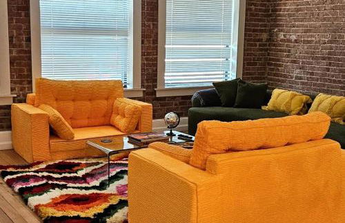 The Disco Loft - Downtown Springfield Apartment with Ping Pong - Photo 9