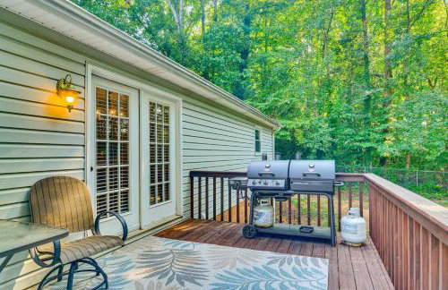 Private Yard and Deck High Point Home Base! - Foto 23