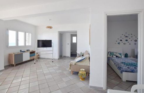 3 Bedroom Lovely Home In Gizzeria Lido - Photo 17