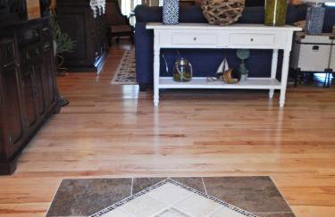 C21, Three bedroom, three bath log-sided, luxury Harbor North cottage with hot tub cottage - Foto 7