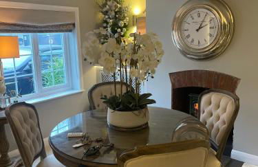 2 Bed Cosy Cottage - Central Bawtry - High End Furnishings - Foto 57