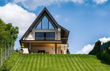 Franc Holiday House With a Spacious Terrace, Hot Tub And Sauna - Foto 1