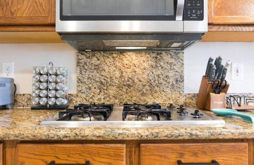 Private paradise with pool heater, spa, billiards - Foto 14