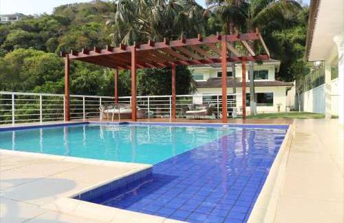 Casa Maravilhosa na Ferradura - Foto 1