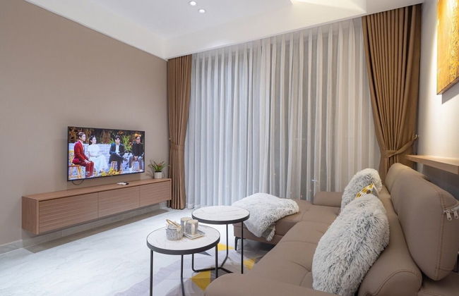 Happy Light Apartment in the Cardinal Court - Photo 30