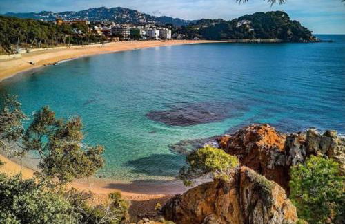 FENALS BEACH&CHIC, Boutique Apartament, free parking, full equipped near the beach - Foto 40