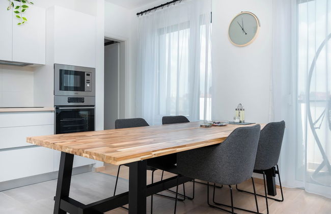 Elisabeth Downtown Apartments by FirstHost - Photo 59