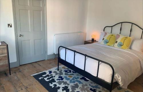 Aberaeron Island House - Panoramic Harbour Views - Photo 20