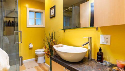 Wine Waves & Comfort 2BR Bay Area Beauty - Foto 3, towels, Shower