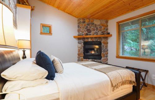 Snowline Hillside Chalet - Foto 28