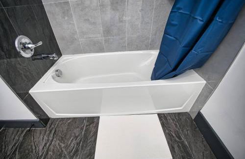 Great Location-20 Mins to NYC-Free Indoor Parking - Foto 15