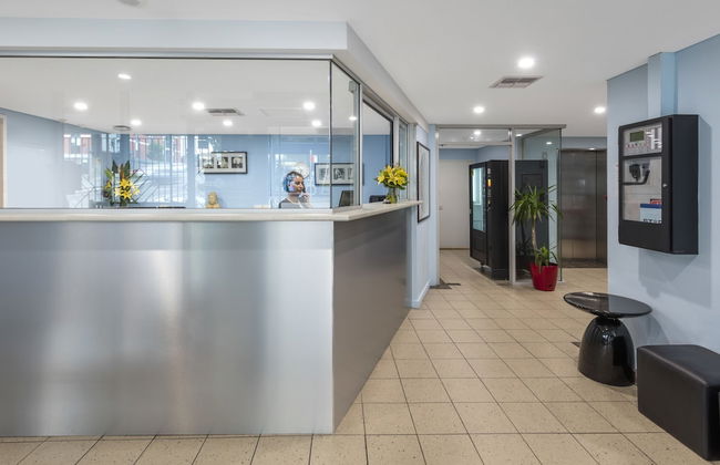 Nesuto Chippendale - Foto 2