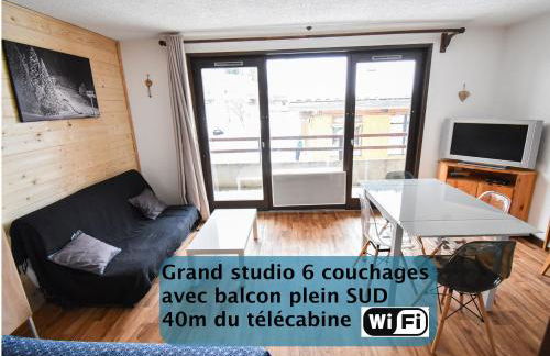 Le Relai S34 - Grand et lumineux studio avec coin montagne 4-6 pers avec WIFI, 50m des pistes, grand balcon exposé SUD, DRAPS NON COMPRIS - Foto 1