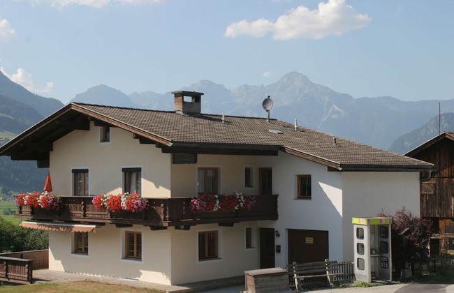 Apartment With Balcony in Hart im Zillertaler - Foto 12