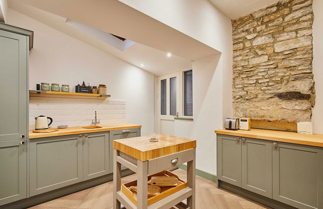 Host Stay Temple Terrace - Photo 6