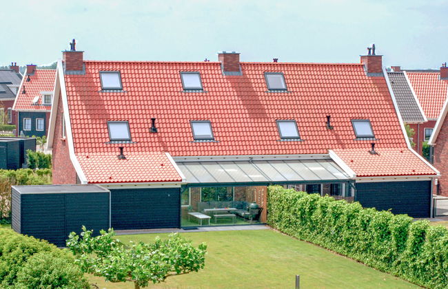 4 bedroom House in Colijnsplaat with garden and terrace - Photo 13