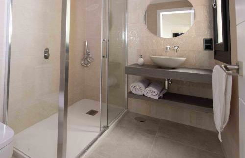 ADOSADO-DUPLEX ADAPTADO zona de playa y montaña - Foto 14