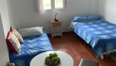 Habitación luminosa en piso compartido - Foto 2